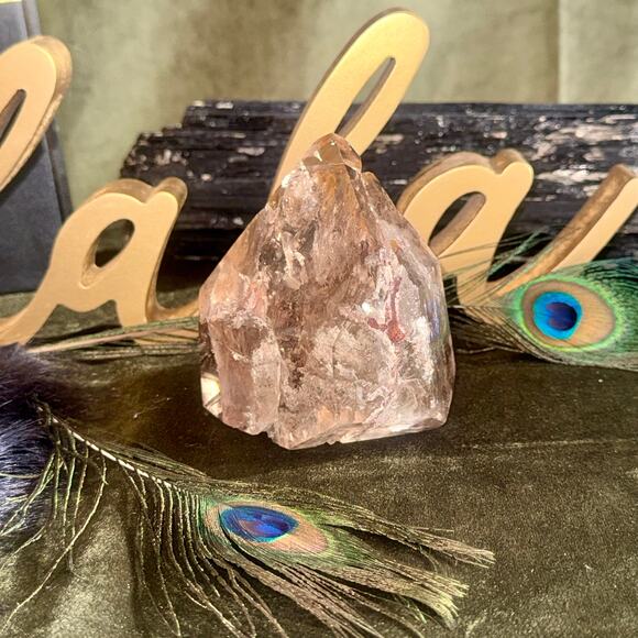 Premier Brazilian Rutilated Smokey Quartz Showpiece – 664 g, 4″ × 4″ - Picture 6 of 10